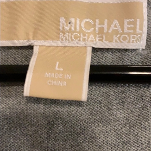 MICHEAL KOR’S gray sequin sweater tank size L. - Picture 8 of 9